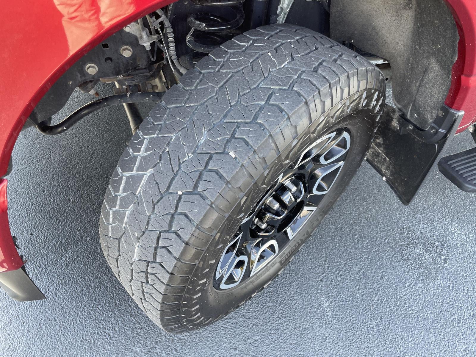 2025 Ford Super Duty F-350 SRW Platinum