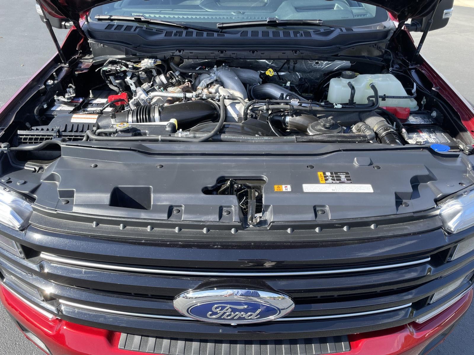 2025 Ford Super Duty F-350 SRW Platinum
