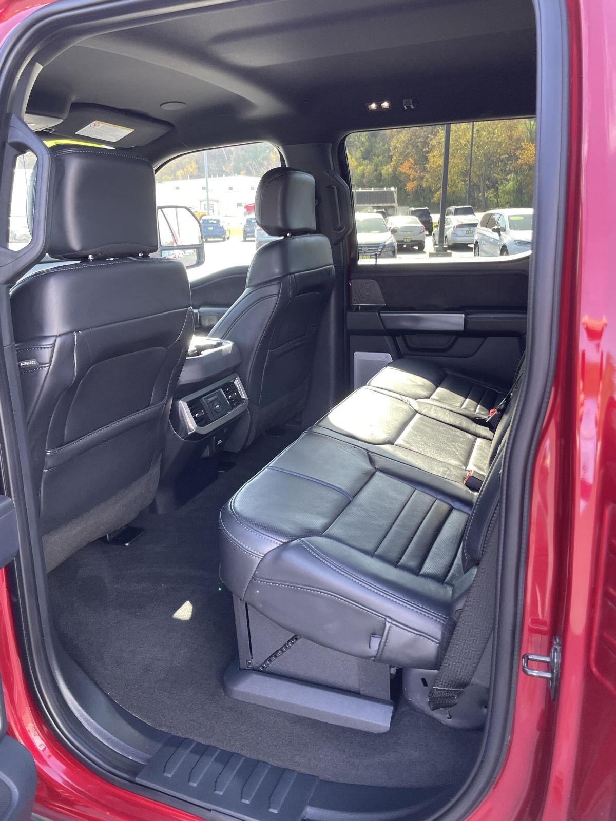 2025 Ford Super Duty F-350 SRW Platinum