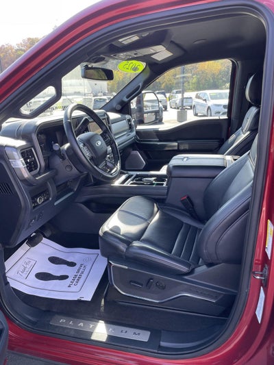 2025 Ford Super Duty F-350 SRW Platinum
