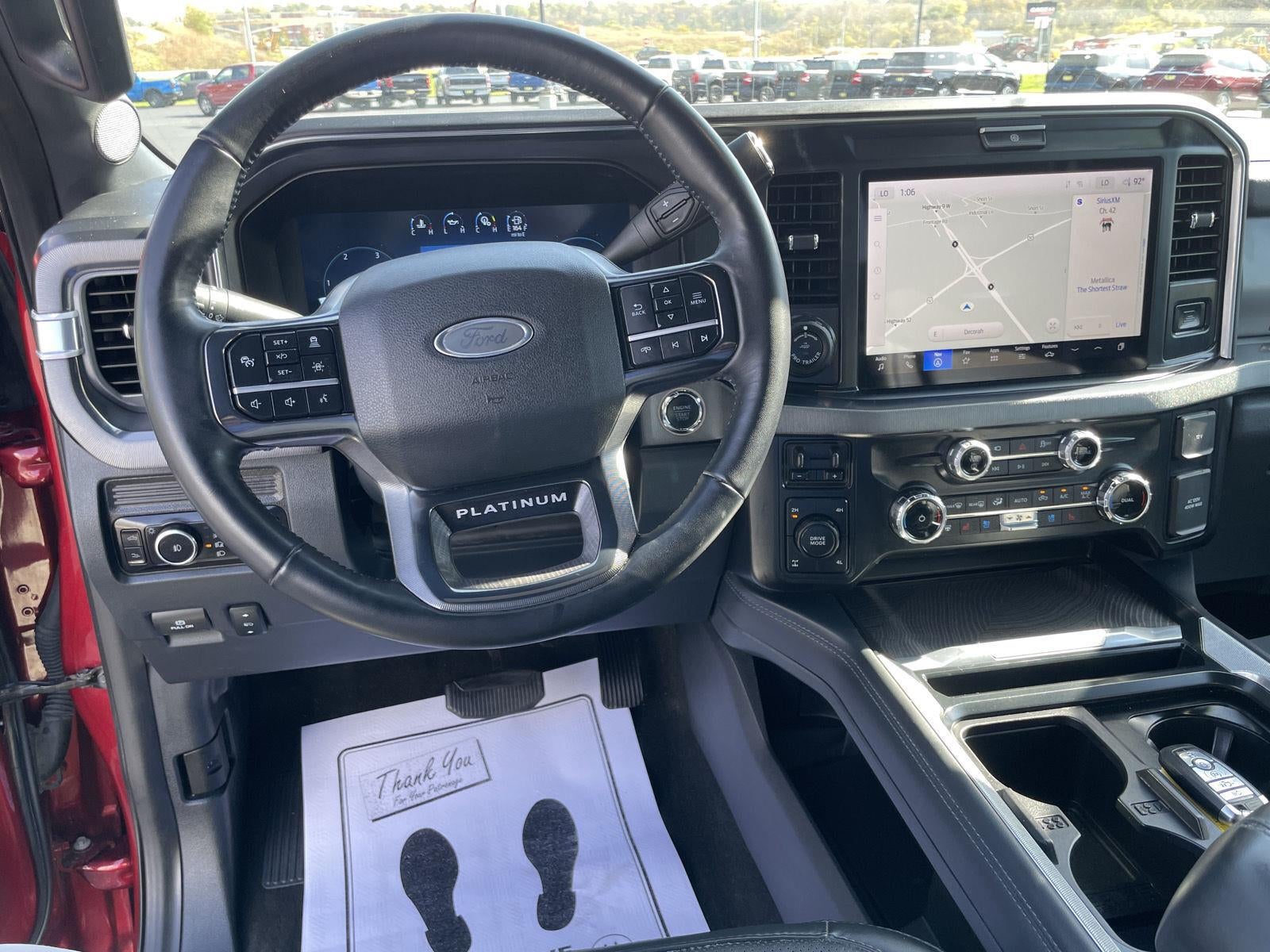 2025 Ford Super Duty F-350 SRW Platinum