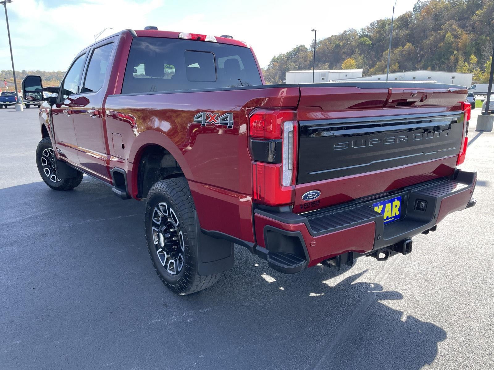 2025 Ford Super Duty F-350 SRW Platinum