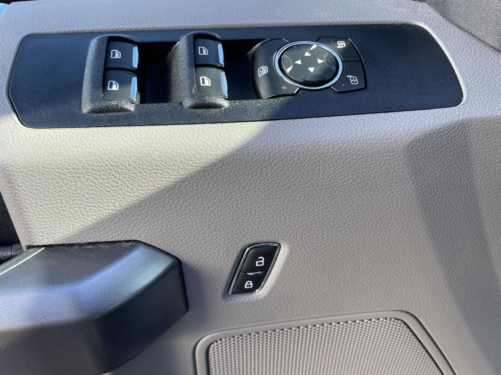 2022 Ford Super Duty F-350 SRW XLT