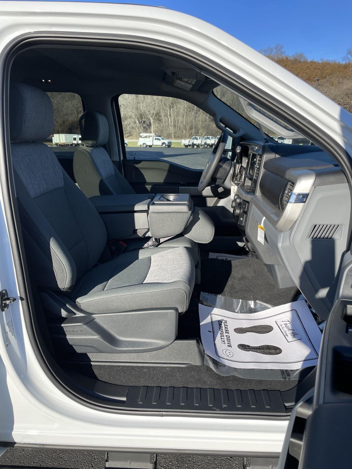 2026 Ford Super Duty F-350 SRW XLT