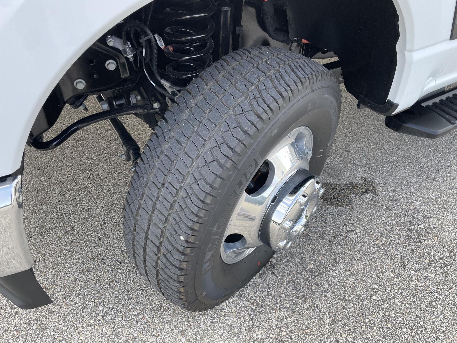 2026 Ford Super Duty F-350 DRW XL