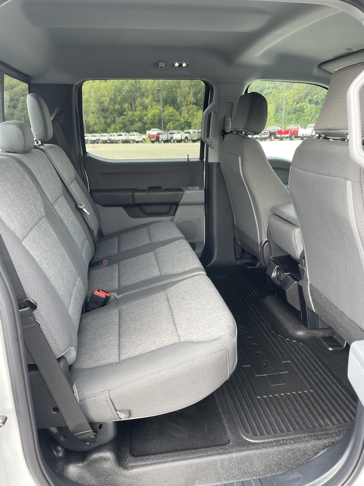 2026 Ford Super Duty F-350 DRW XL