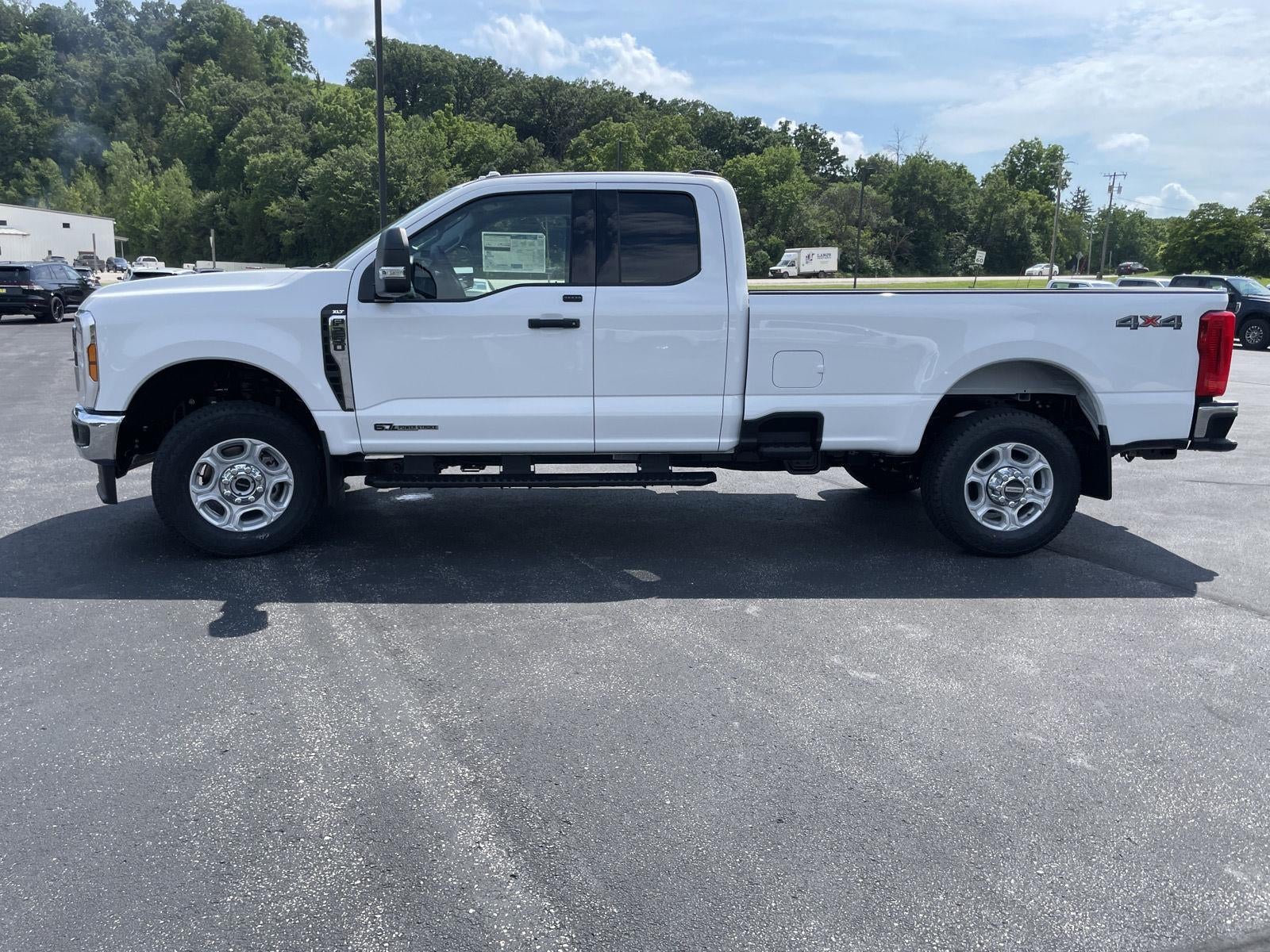 2026 Ford Super Duty F-250 SRW XLT
