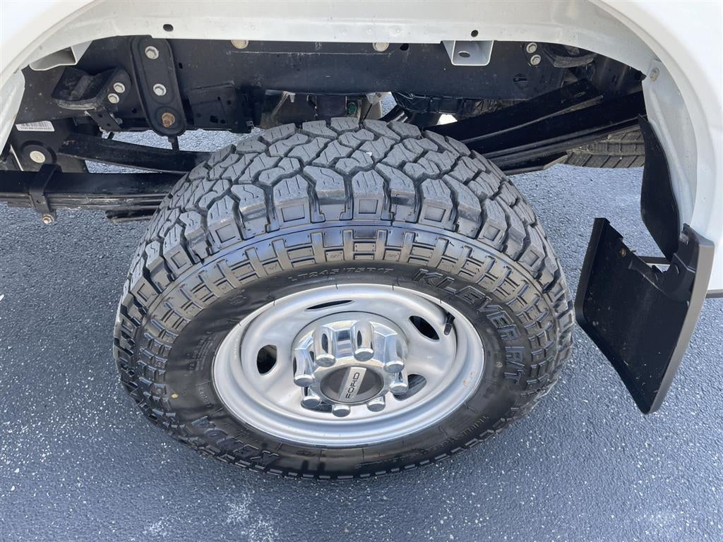 2024 Ford Super Duty F-350 SRW XL