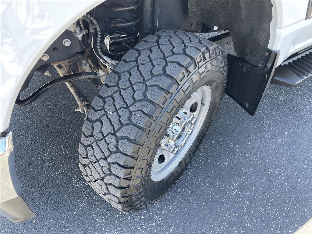 2024 Ford Super Duty F-350 SRW XL