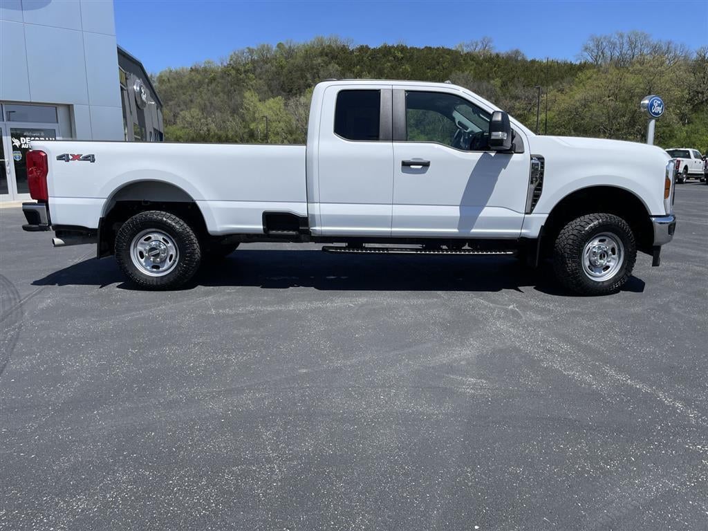 2024 Ford Super Duty F-350 SRW XL