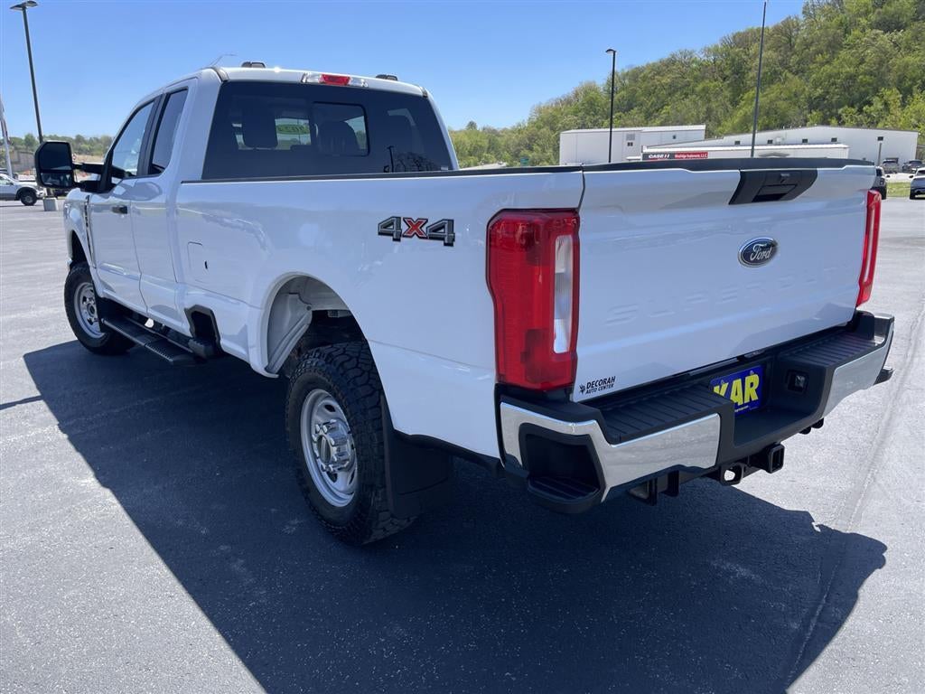 2024 Ford Super Duty F-350 SRW XL