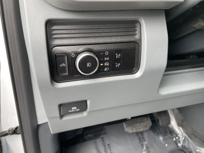 2026 Ford Super Duty F-350 SRW XLT