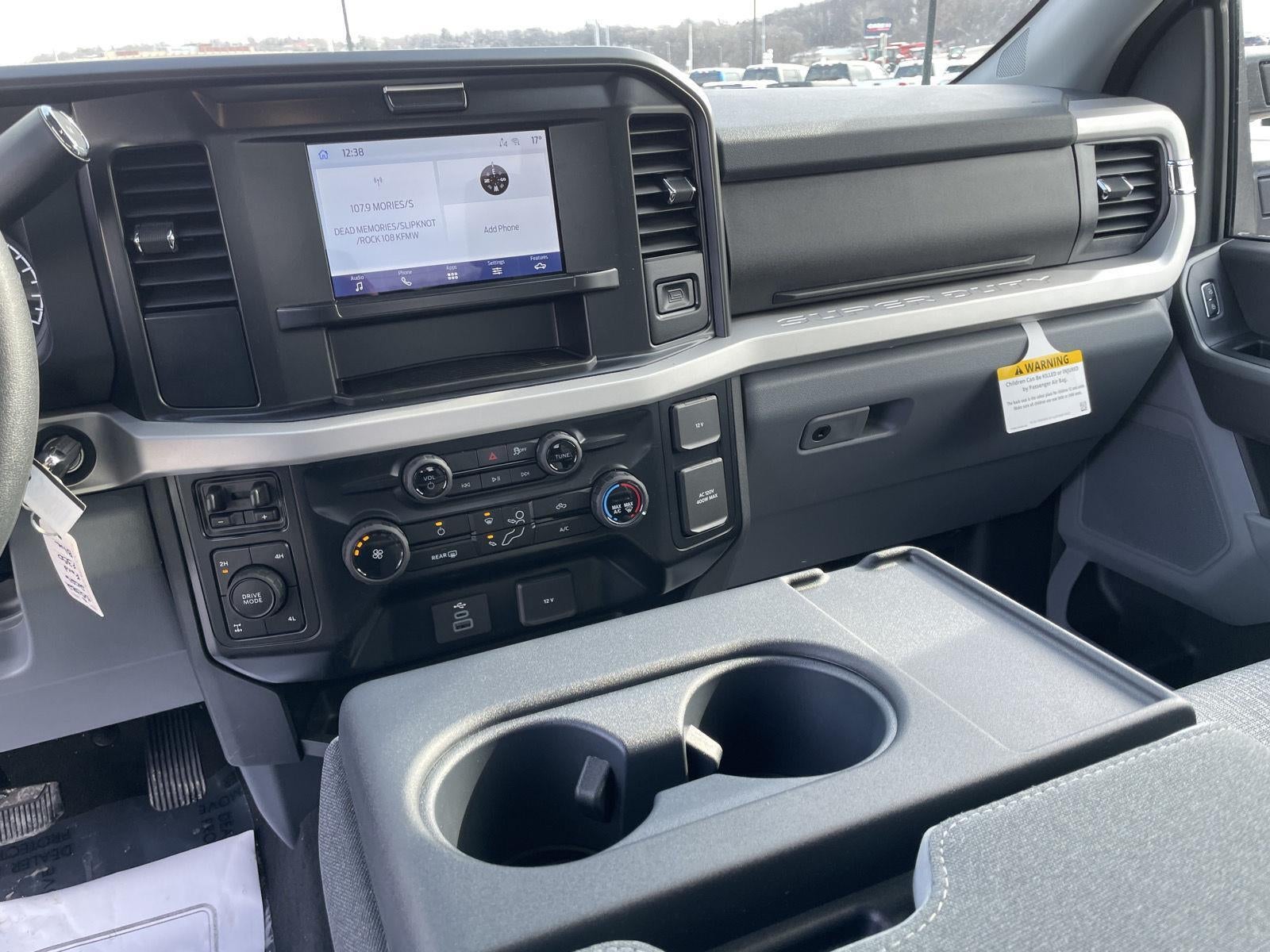 2026 Ford Super Duty F-350 SRW XLT