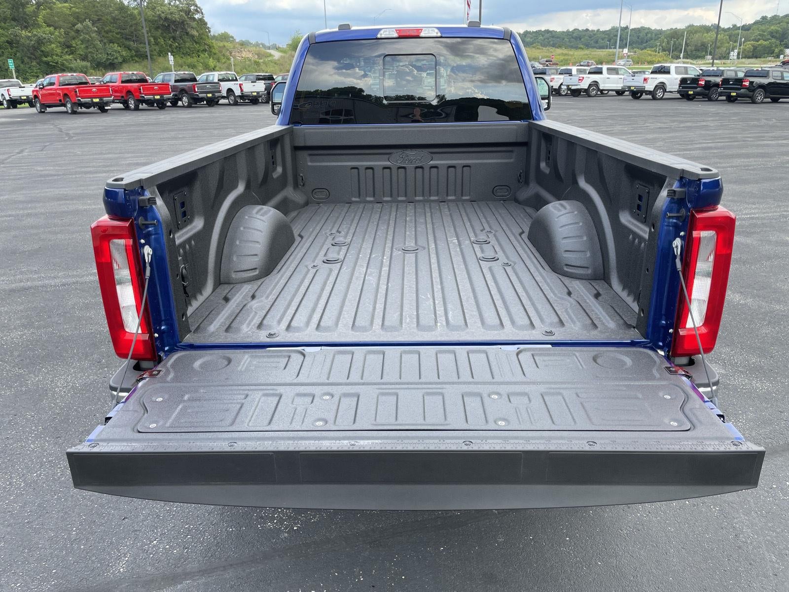 2026 Ford Super Duty F-350 Srw XLT