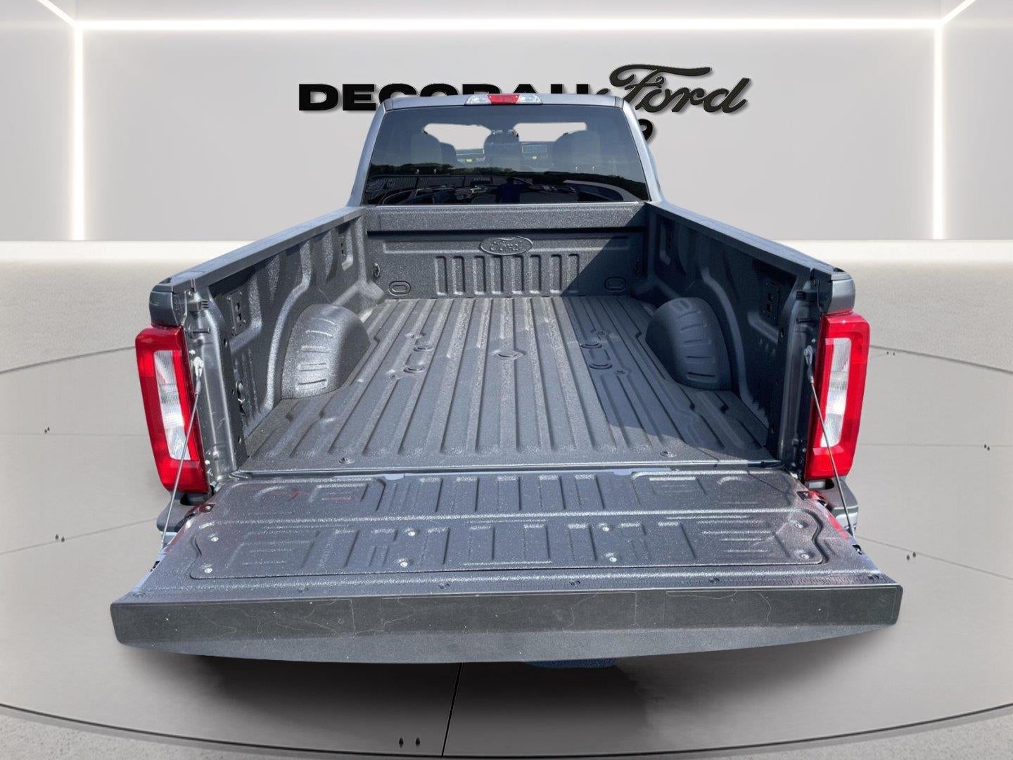 2026 Ford Super Duty F-350 Srw XLT