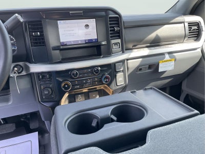 2026 Ford Super Duty F-350 Srw XLT