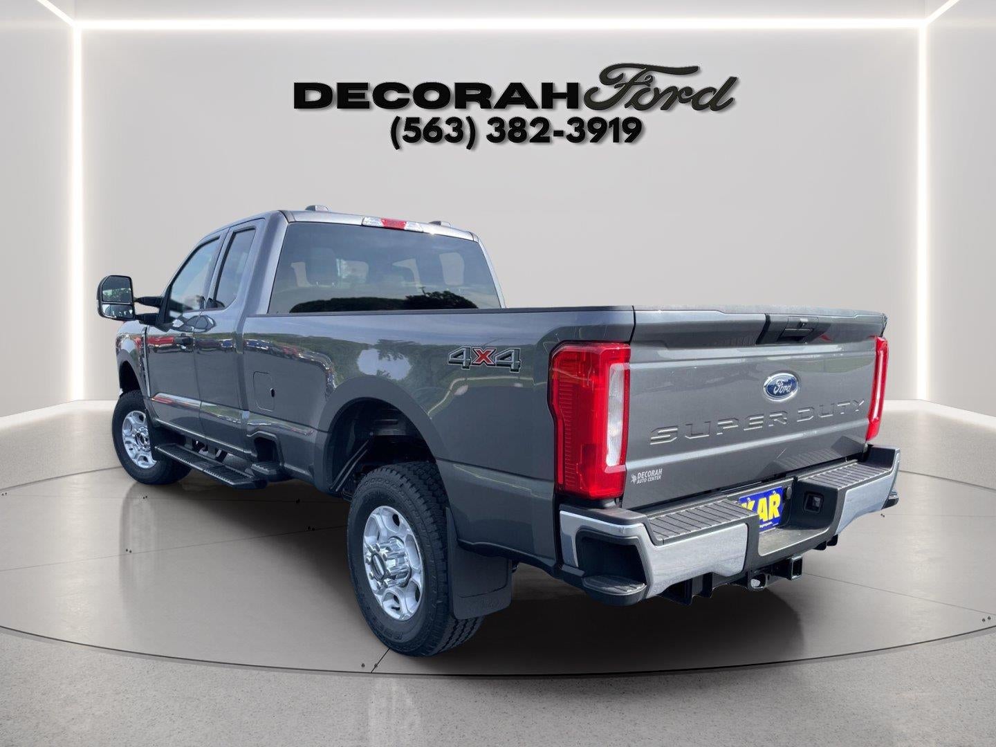 2026 Ford Super Duty F-350 Srw XLT