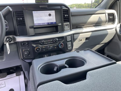 2026 Ford Super Duty F-350 SRW XLT