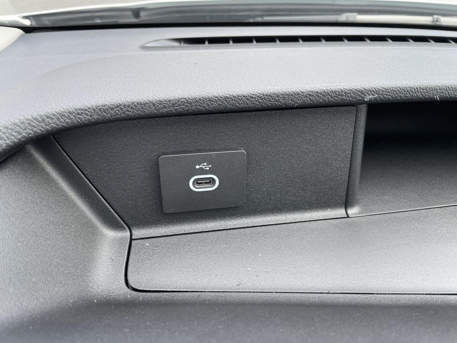 2026 Ford Transit Cargo Van XL