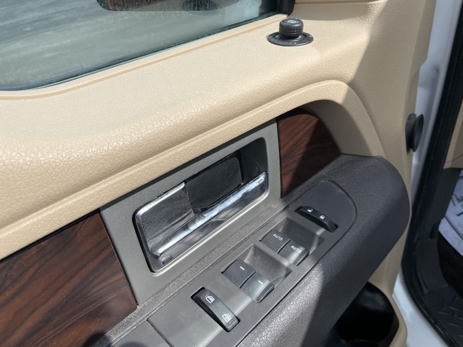 2012 Ford F150 XLT