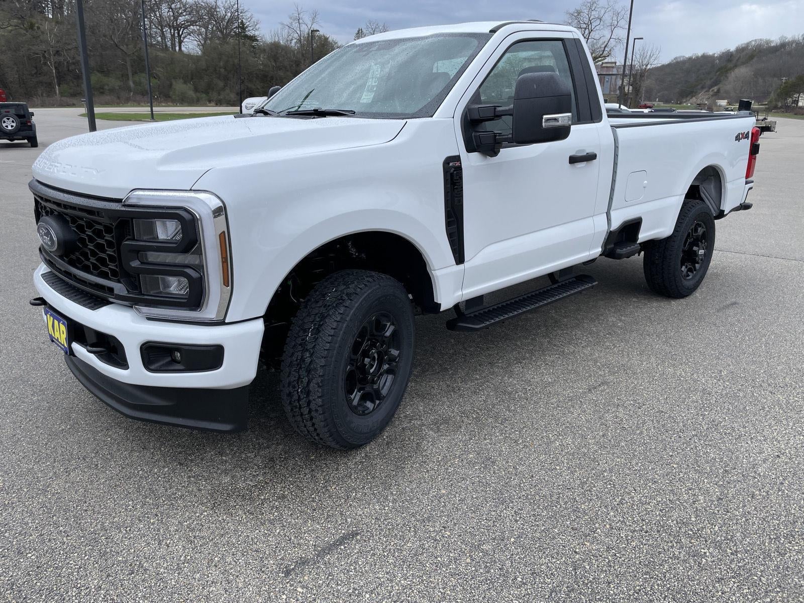 2025 Ford Super Duty F-350 SRW XL