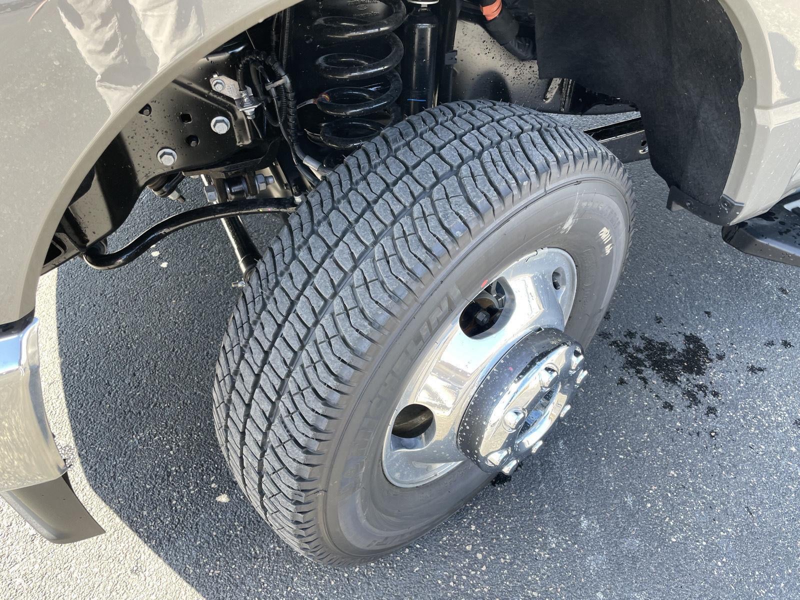 2026 Ford Super Duty F-350 DRW XLT