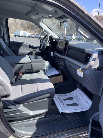 2026 Ford Super Duty F-350 DRW XLT