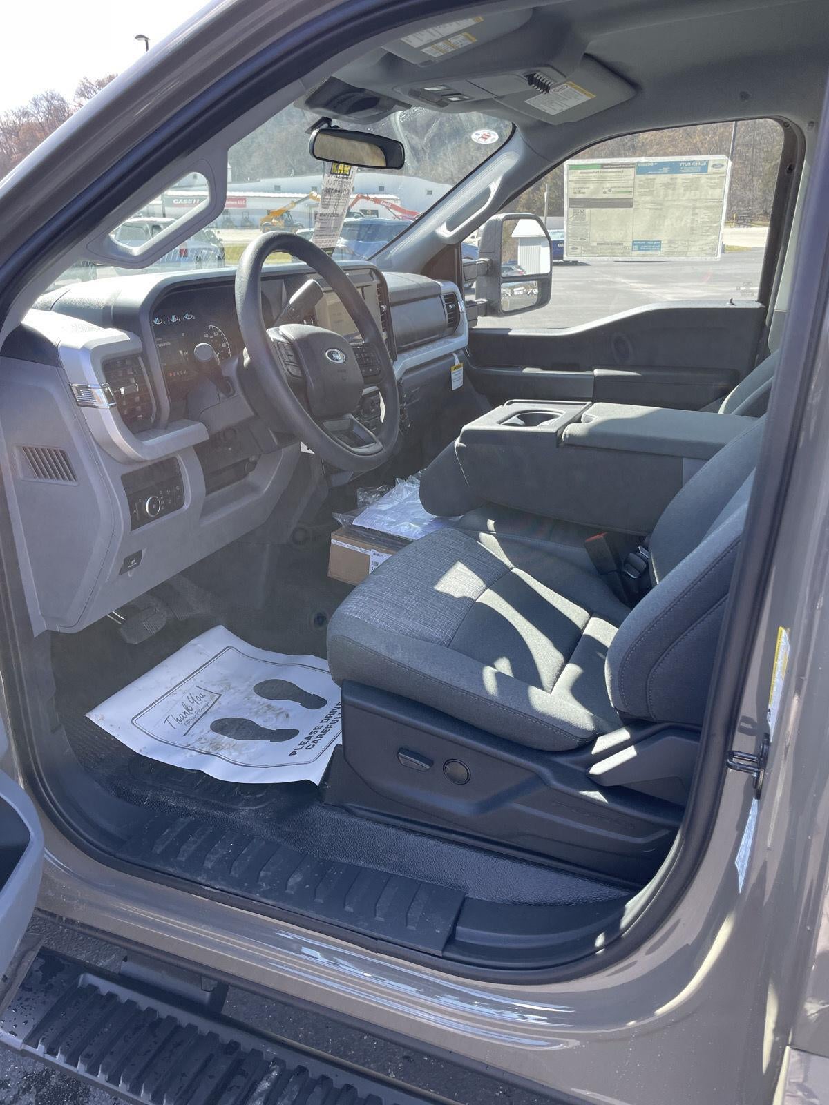 2026 Ford Super Duty F-350 DRW XLT