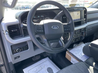 2026 Ford Super Duty F-350 DRW XLT