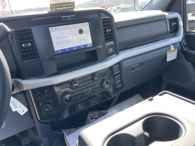 2026 Ford Super Duty F-350 DRW XLT