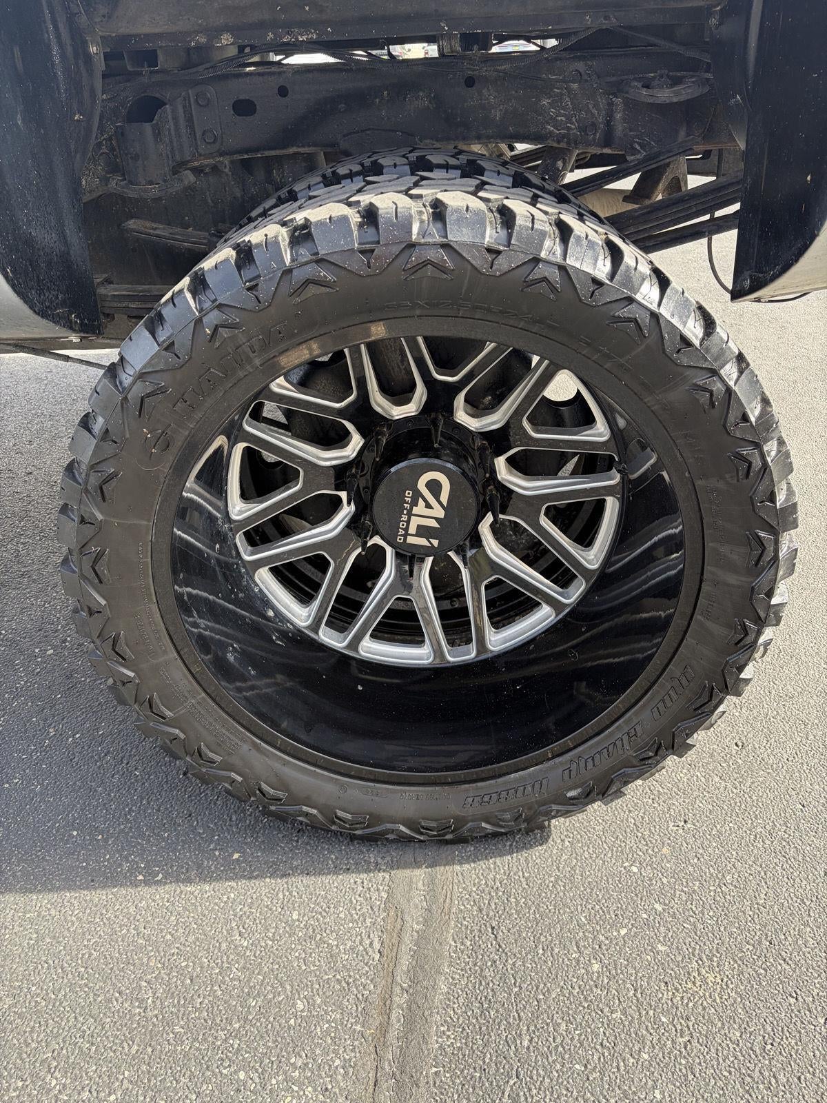 2011 Chevrolet Silverado 3500HD DRW LTZ
