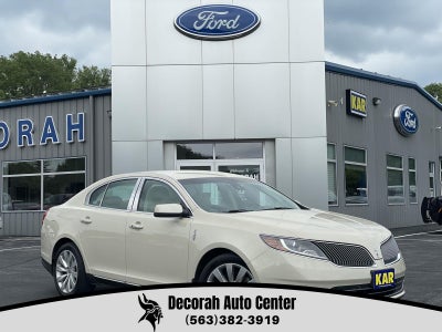 2015 Lincoln MKS Base