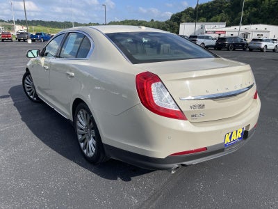 2016 Lincoln MKS Base
