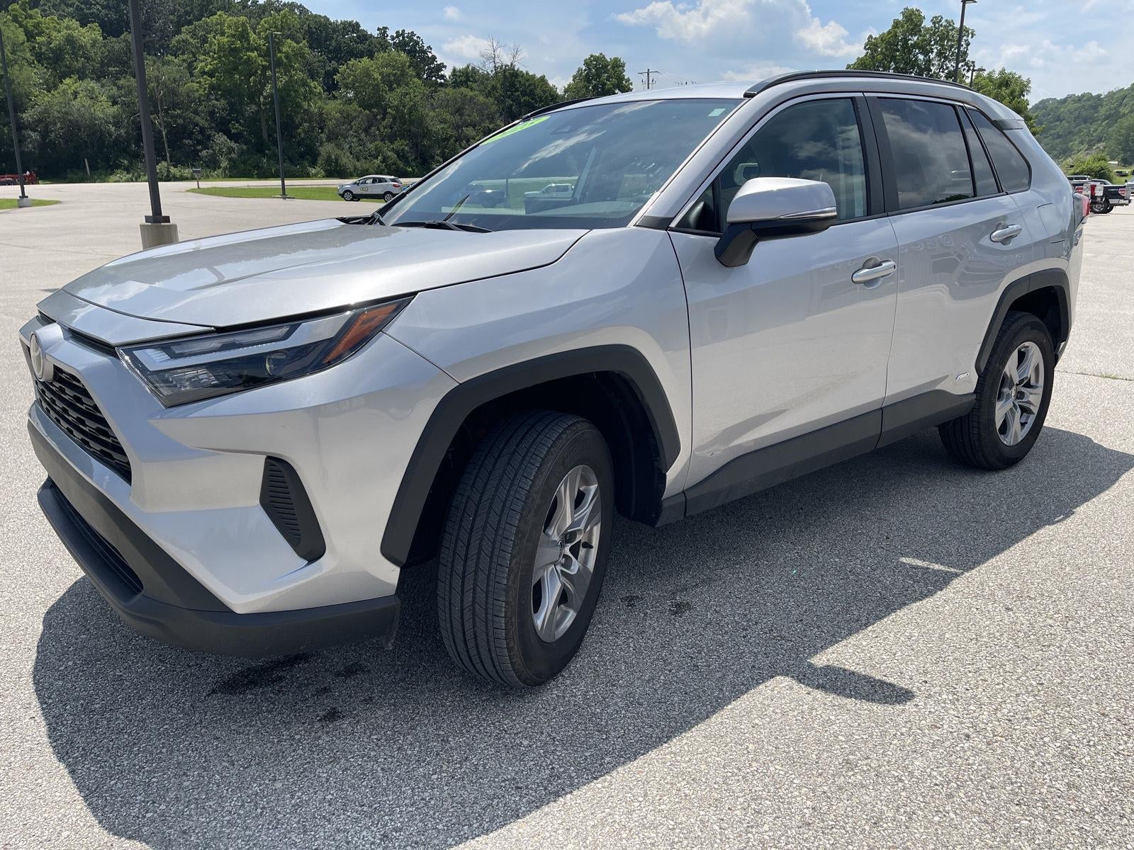 2025 Toyota RAV4 Hybrid XLE