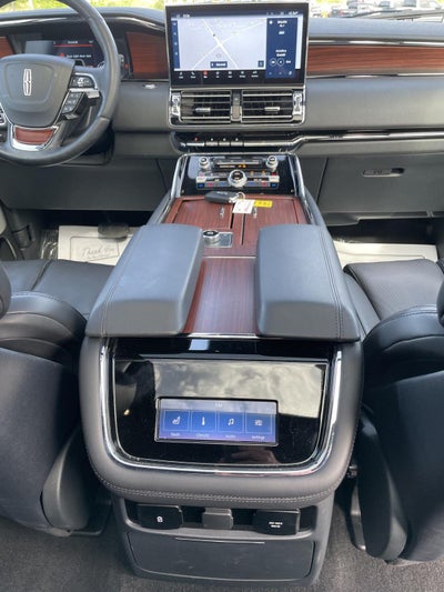 2023 Lincoln Navigator Reserve