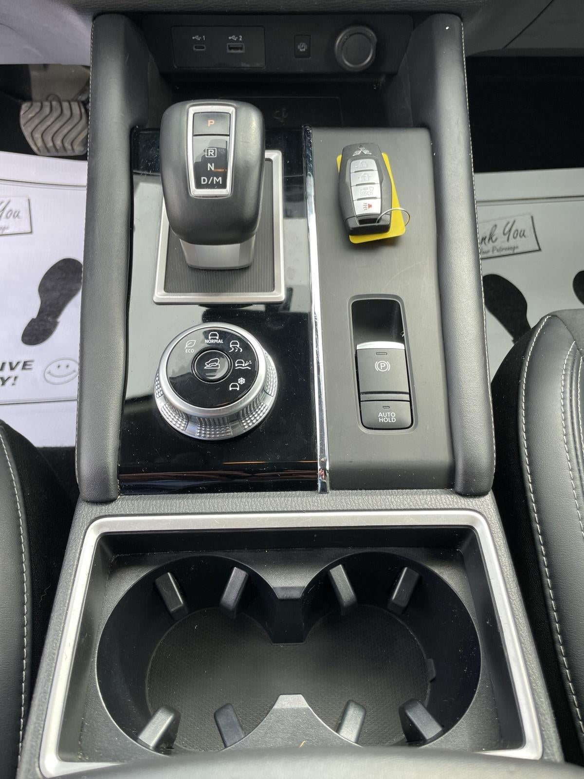 2024 Mitsubishi Outlander SE
