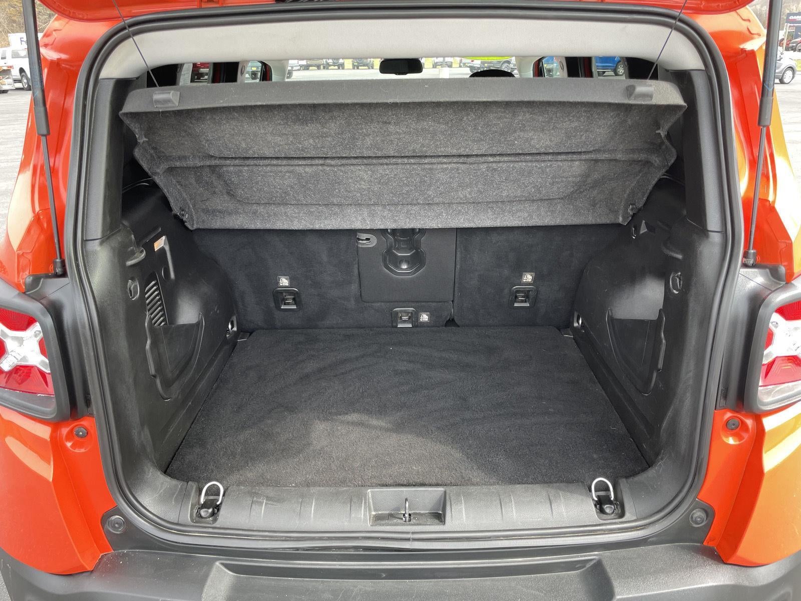 2021 Jeep Renegade Trailhawk