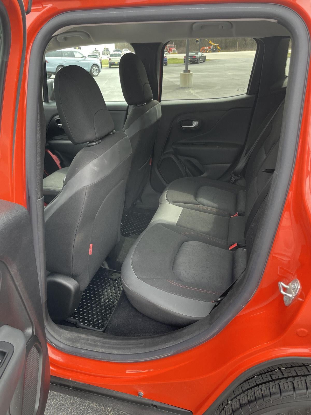 2021 Jeep Renegade Trailhawk