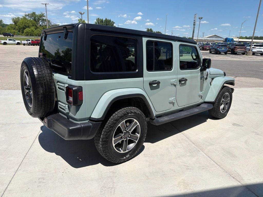 2023 Jeep Wrangler 4-Door Sahara 4x4