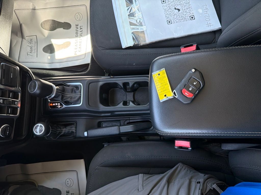 2023 Jeep Wrangler 4-Door Sahara 4x4