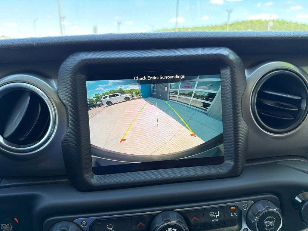 2023 Jeep Wrangler 4-Door Sahara 4x4