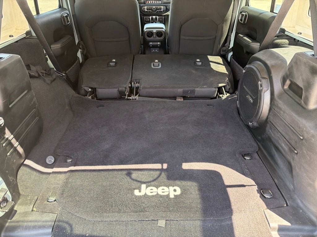 2023 Jeep Wrangler 4-Door Sahara 4x4