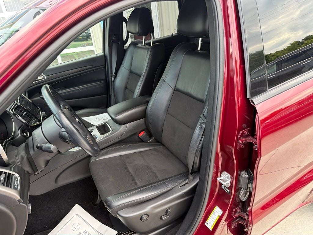 2021 Jeep Grand Cherokee Laredo X 4x4
