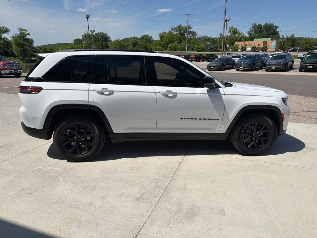 2024 Jeep Grand Cherokee Altitude 4x4