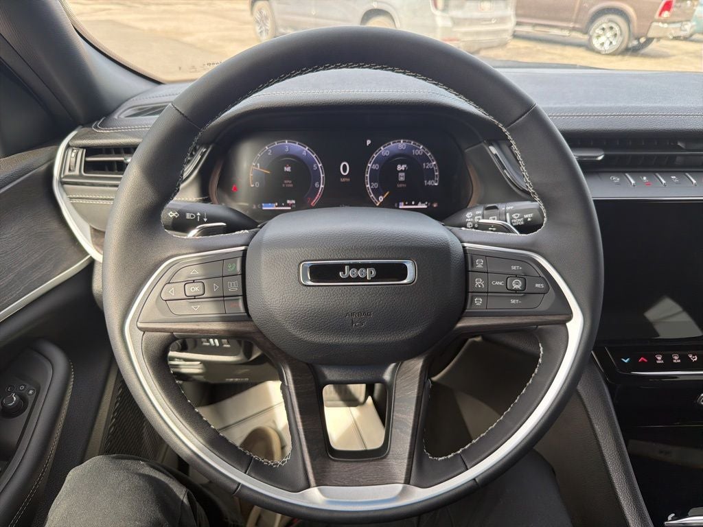 2026 Jeep Grand Cherokee GRAND CHEROKEE LAREDO ALTITUDE 4X4