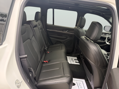 2027 Jeep Grand Cherokee Limited