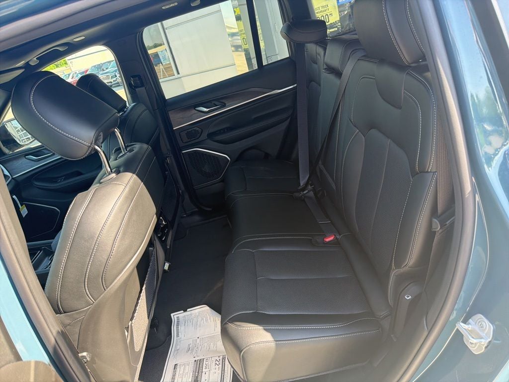 2026 Jeep Grand Cherokee GRAND CHEROKEE LIMITED RESERVE 4X4