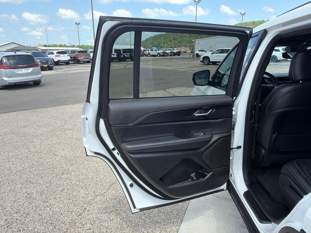 2024 Jeep Grand Cherokee L Altitude X 4x4