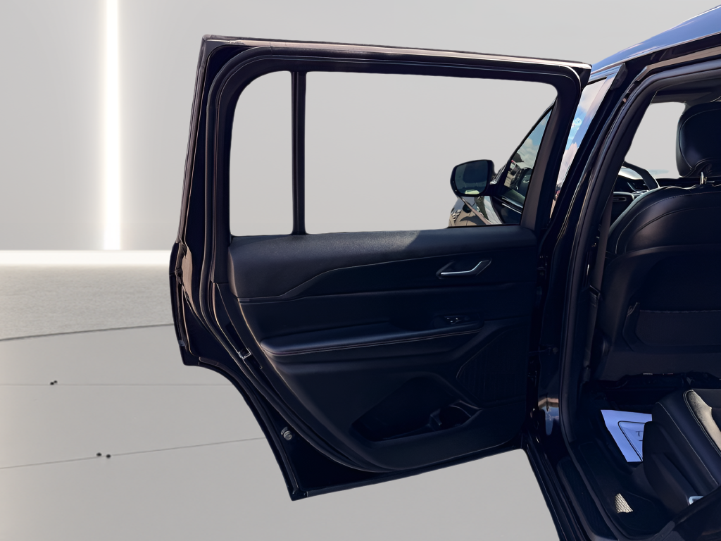2024 Jeep Grand Cherokee L Altitude X 4x4