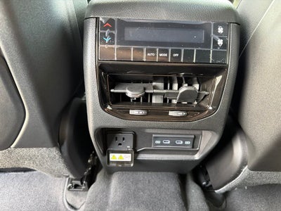 2026 Jeep Grand Cherokee GRAND CHEROKEE L LAREDO ALTITUDE 4X4